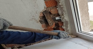 Демонтаж оконных откосов по выгодной цене от 521 руб. в Аксае - Сварной-Акс