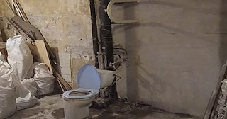 Демонтаж сантехкабины в панельном доме - цена от 1041 рублей | Сварной-Акс